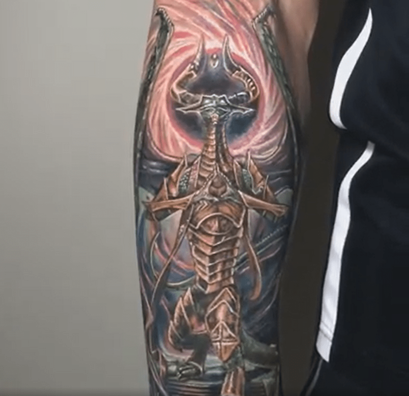 Nicol Bolas, Dragon-God art tattoo